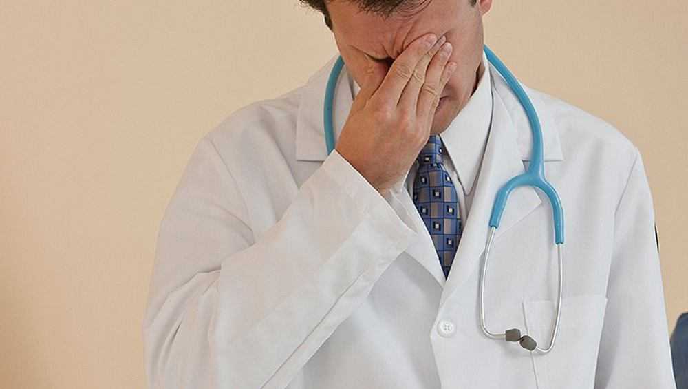 Главврача Суражской больницы наказали за игнорирование жалобы пациентки