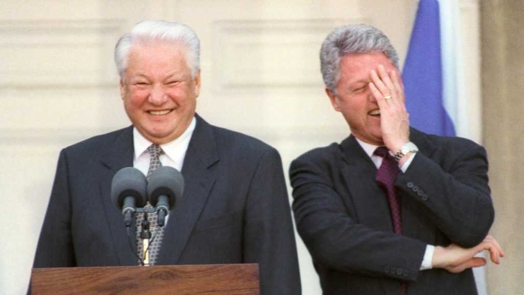 Россиян шокировало предательство Ельцина