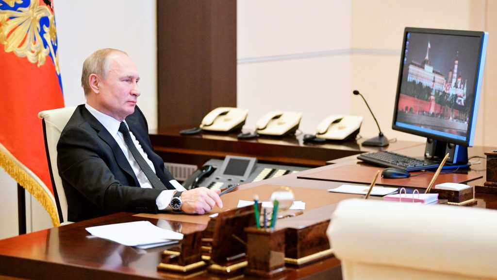 «Сама я москвичка, дочь фельдшера»: Путин сказал о фейках про коронавирус