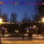 Жители Брянска 1 января вышли на улицы вечернего города