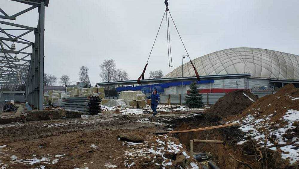 В Брянской области начали строить пять ледовых дворцов