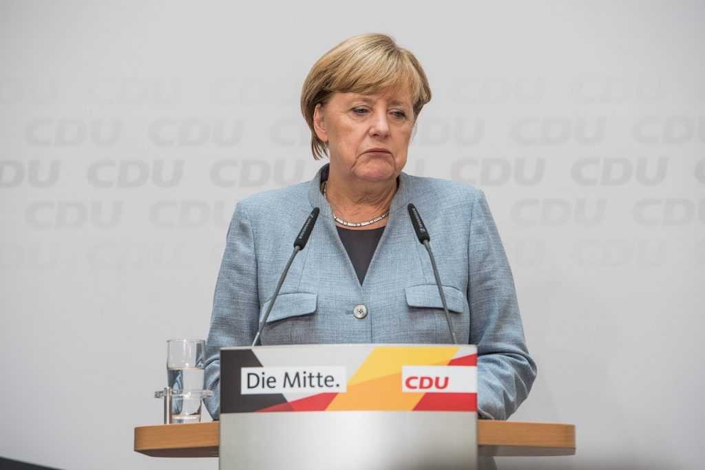 Как мигранты унизили Меркель