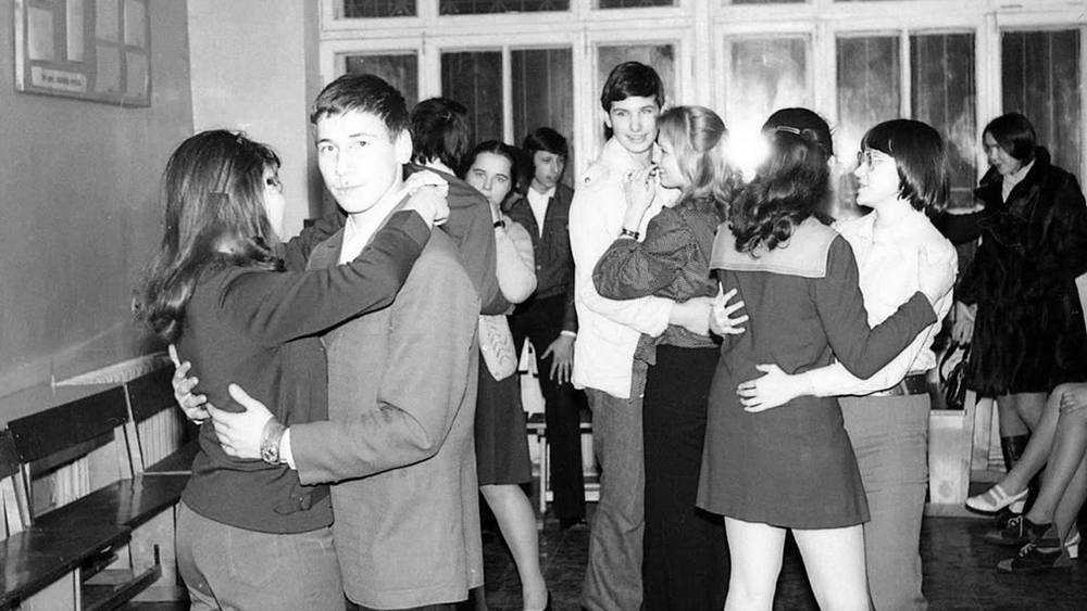 Встречи выпускников брянских школ стали радостью и огорчением