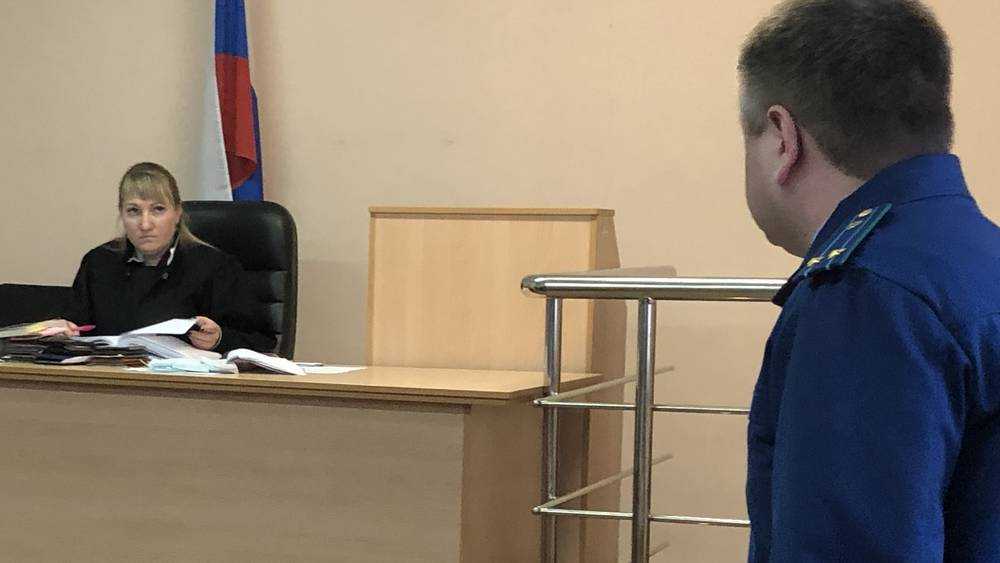 Суд над брянским полицейским Тереховым начался с душераздирающих сцен