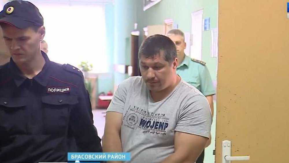 Брасовский суд продолжил рассмотрение дела бывшего брянского полицейского Терехова