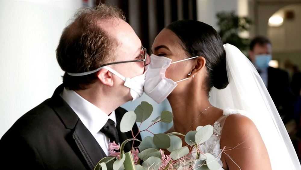 В Брянской области из-за коронавируса запретили многолюдные свадьбы и банкеты