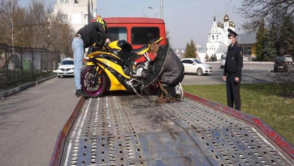 В Брянске полиция оставила без мотоциклов 15 байкеров-нарушителей