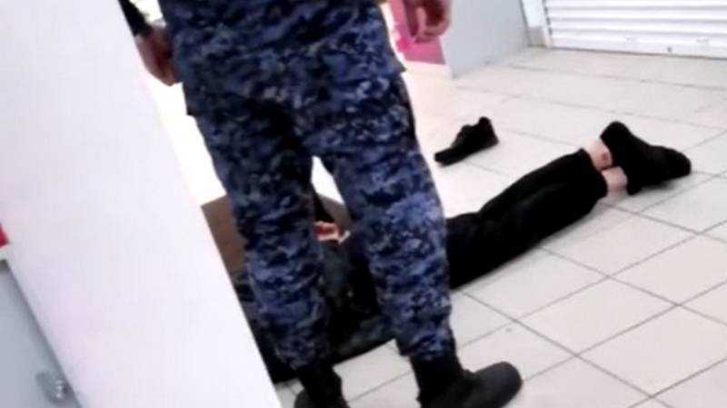 В брянском магазине «Магнит» охранники задержали мужчину
