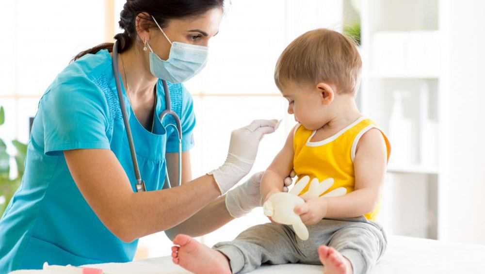Возобновят вакцинацию детей в Брянской области
