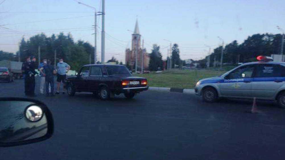 В Брянске обратились к очевидцам ДТП на улице Флотской