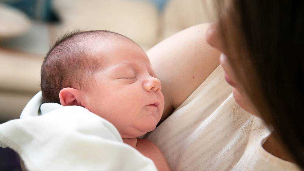 Об изменениях в законодательстве о выплатах на первого ребенка