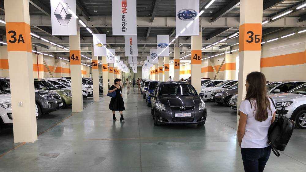 В Брянске открылся крупнейший салон автомобилей с пробегом «БН-Моторс»