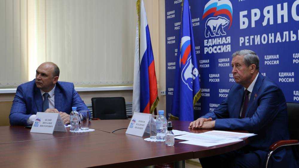 Владимир Попков: Представители социально значимых профессий особенно нуждаются в поддержке