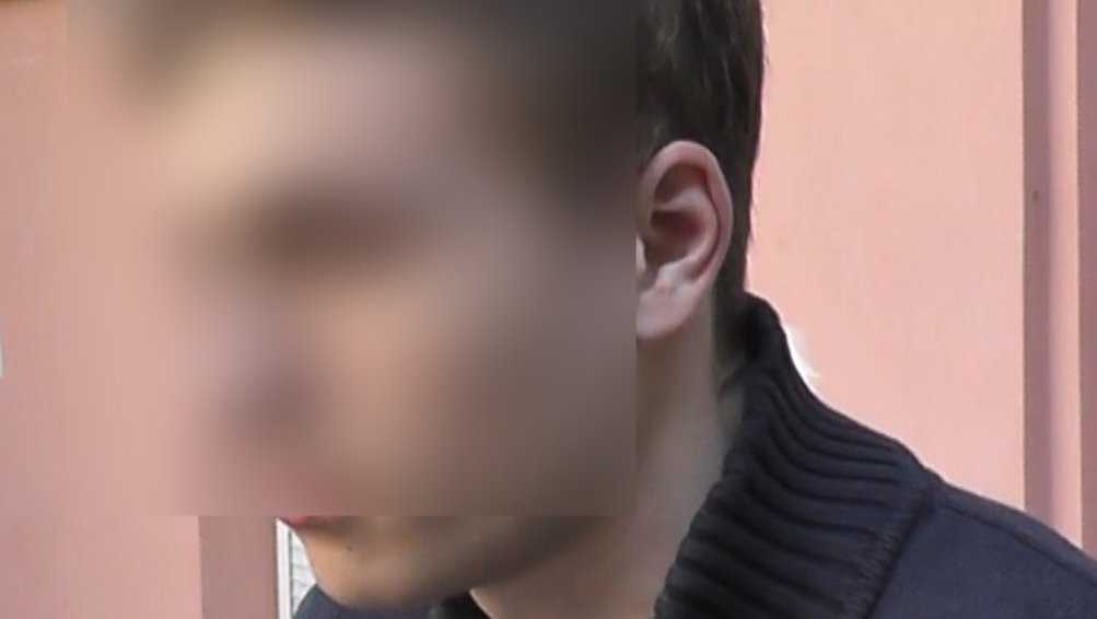 В Брянске 20-летнего парня и подростка задержали за рекламу наркотиков