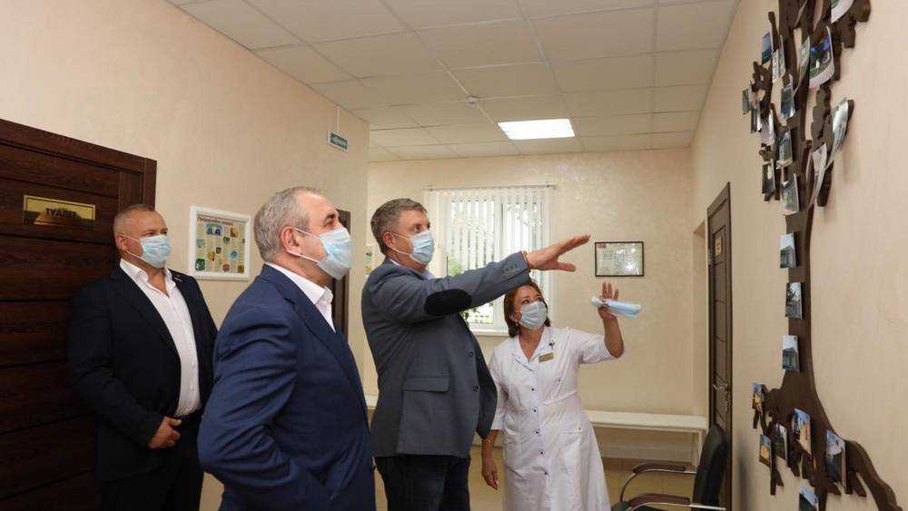 Депутат Госдумы Неверов оценил брянскую медицину