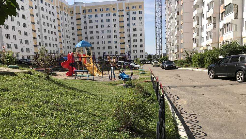 Площадки для детей в Брянске стали еще меньше
