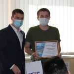 Сергей Перепелов вручил награды добровольцам Брянской области, помогавшим людям в период пандемии коронавируса
