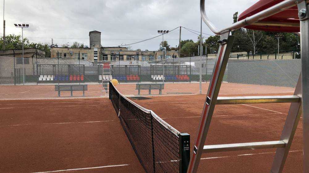 В Брянске подготовили к открытию 4 новых теннисных корта