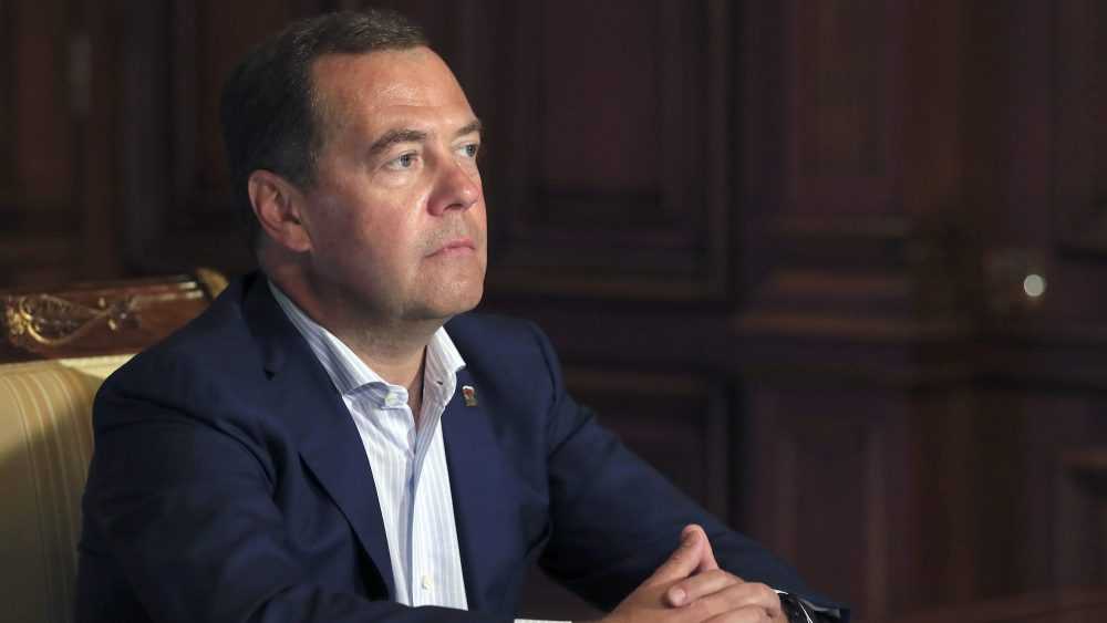 Экс-президент Дмитрий Медведев заявил о прологе к третьей мировой войне