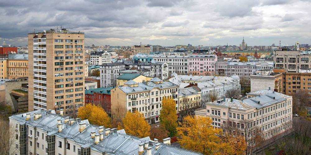 В «Единой России» предложили расселять из аварийного жилья в индивидуальные дома