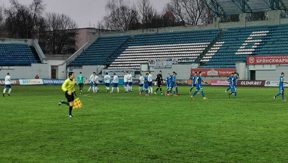 Брянское «Динамо» на своем стадионе проиграло очередной матч