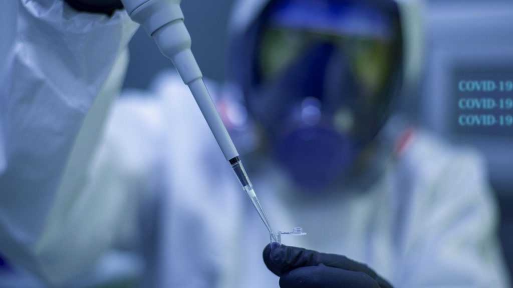 В Брянской области за сутки коронавирус выявили у 200 человек