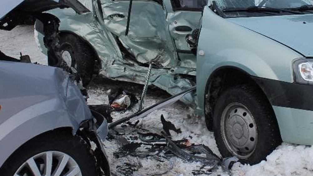 В Унече в столкновении двух легковушек покалечился 48-летний водитель
