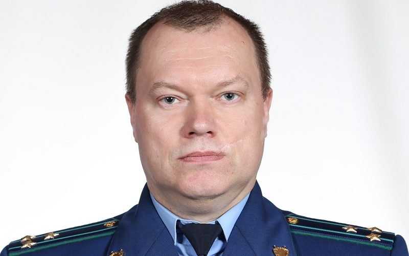 Новозыбковский прокурор Александр Козлов ушел на пенсию