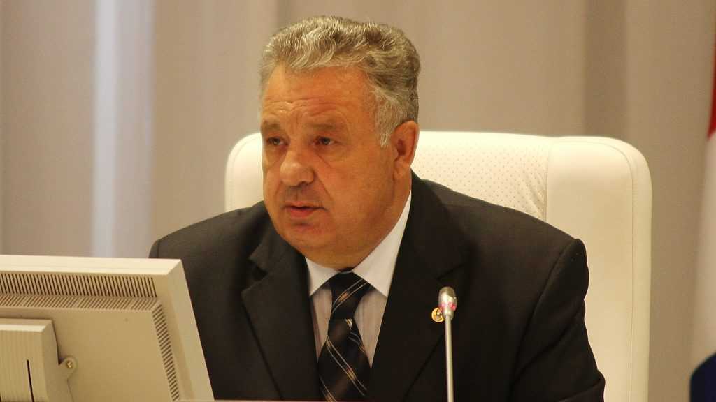 Академик и бывший губернатор Ишаев отделался испугом за коррупцию
