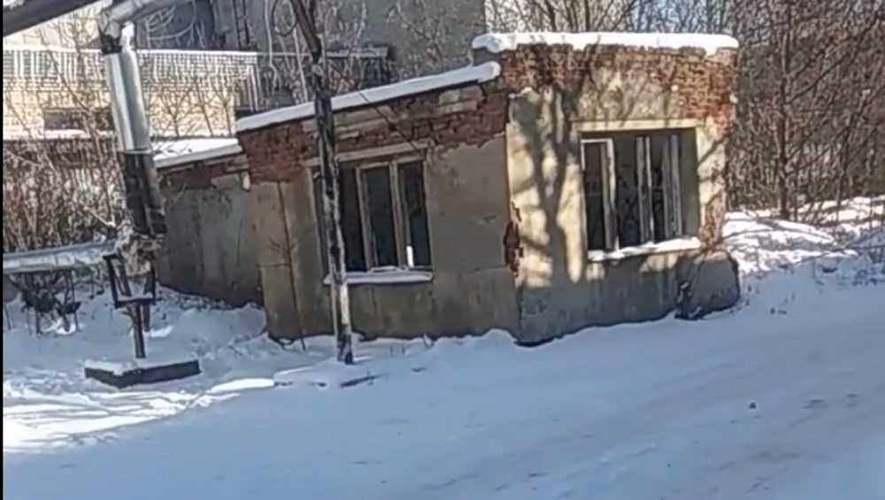 Жители Новозыбкова потребовали закрыть наркопритон у детского центра