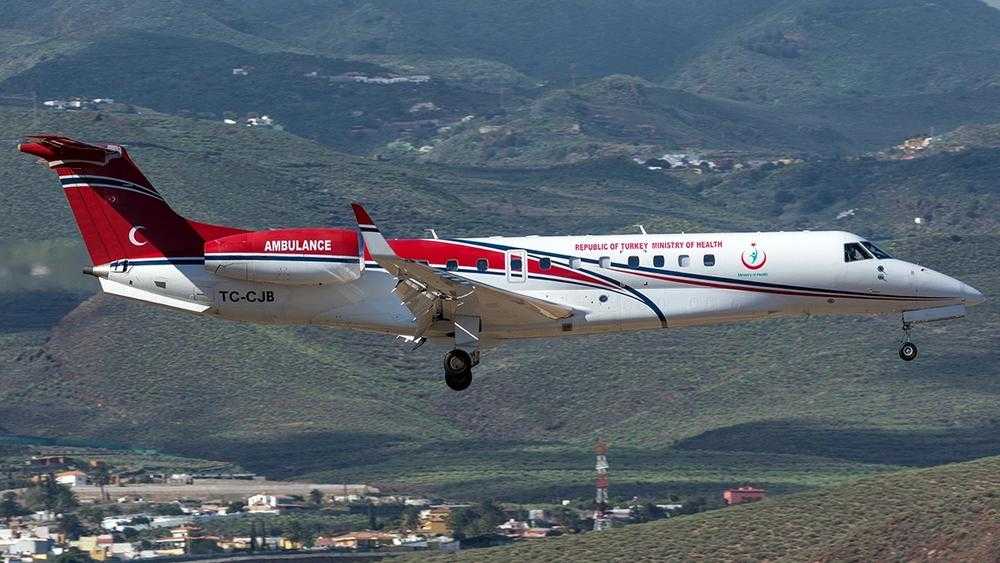 В аэропорту Брянска приземлился медицинский самолет Минздрава Турции