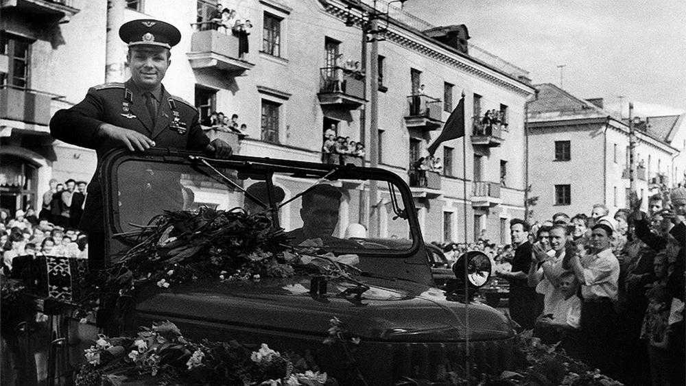60-летие полета Ю.А. Гагарина: в Брянске рассказали о приезде первого космонавта