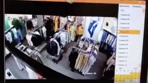 Видеокамера запечатлела кражу в брянском магазине