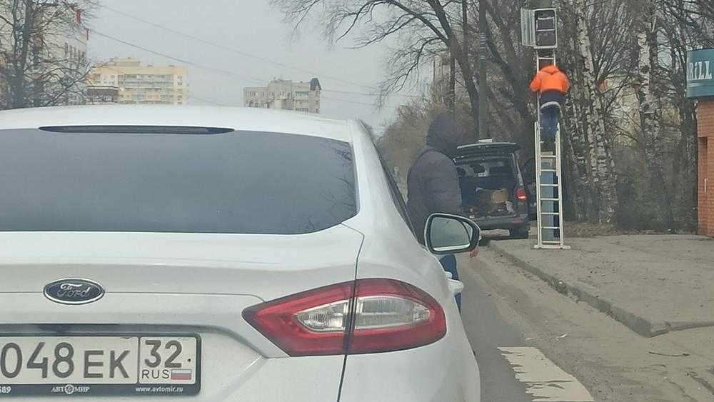 В Брянске на проспекте Станке Димитрова установили новую дорожную камеру