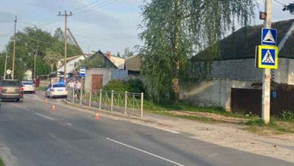 В Брянске переходившую дорогу по «зебре» женщину сбила автомобилистка
