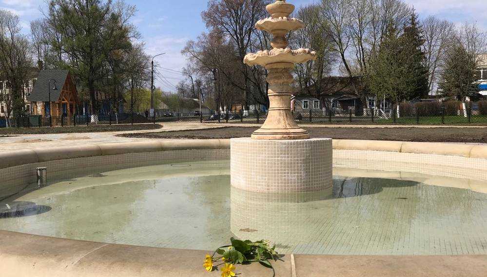 Восстановленные фонтаны стали украшением парка усадьбы князя в Локте