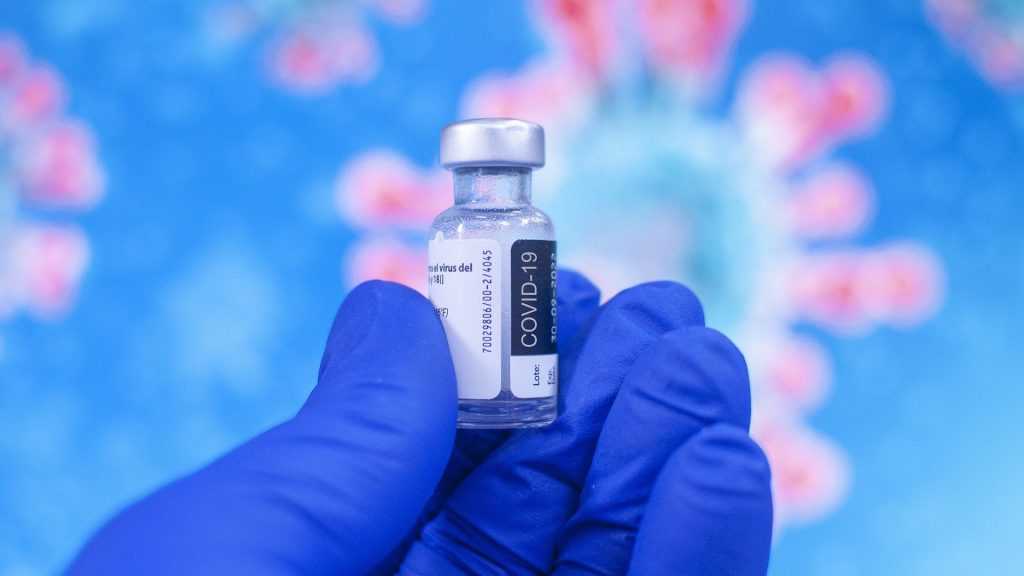 В Роспотребнадзоре ответили на 7 вопросов брянцев о вакцинации от коронавируса