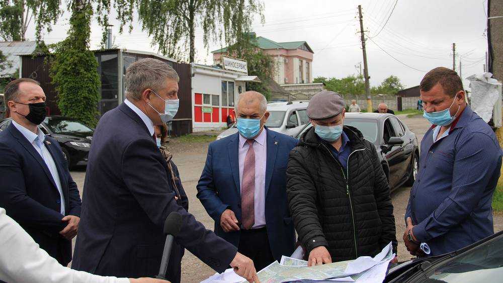 Брянский губернатор разгромил проект 2-километровой дороги за 1 млрд рублей