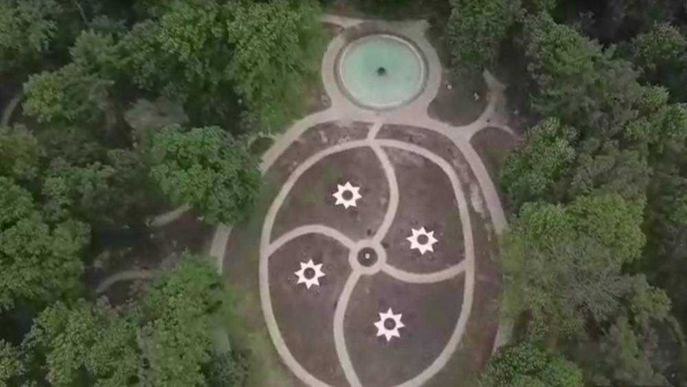 Возрождаемый парк Михаила Романова в Локте сняли с высоты птичьего полета
