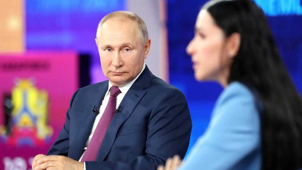 Президент Путин призвал доверять российским вакцинам