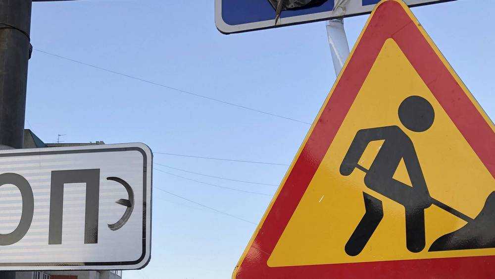 Житель Любохны для обустройства беседки украл дорожные знаки