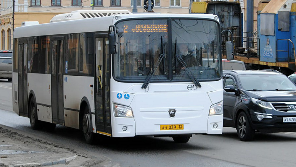 В Брянске изменится расписание автобуса №2 «Фосфоритный завод – Дизельный завод»