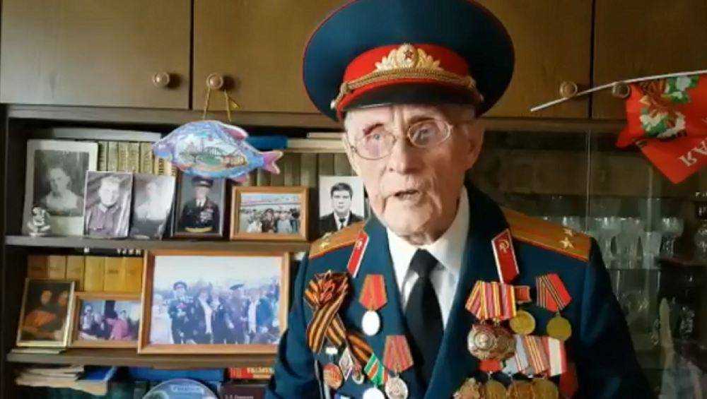 В Брянске на 90-м году жизни скончался бывший военврач Александр Мазилов