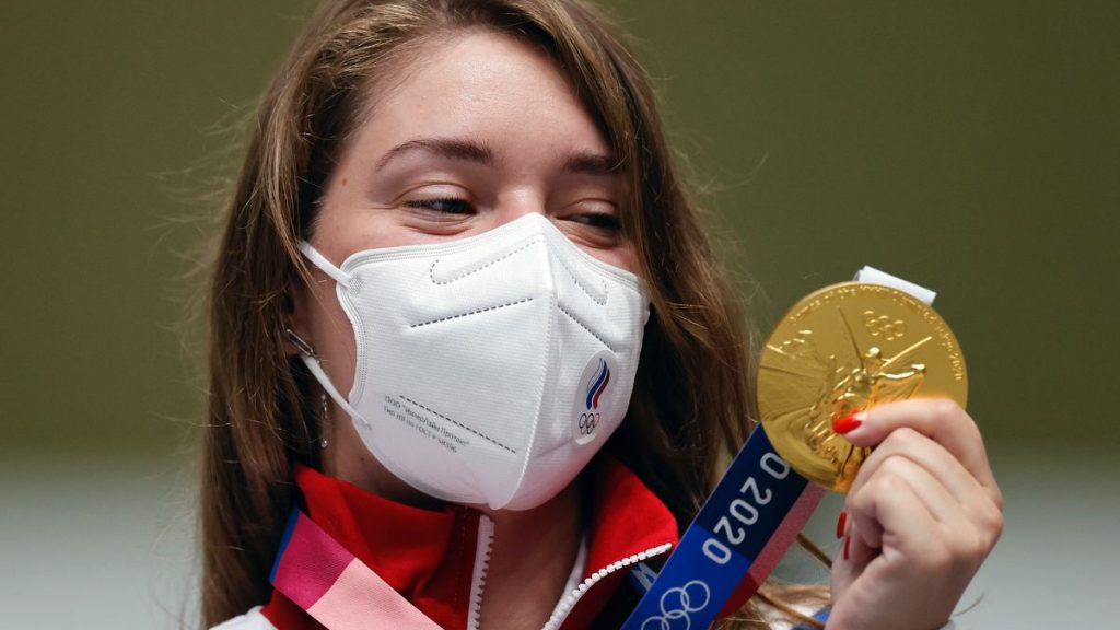 Россиянка Виталина Бацарашкина завоевала первую золотую медаль Олимпиады в Токио