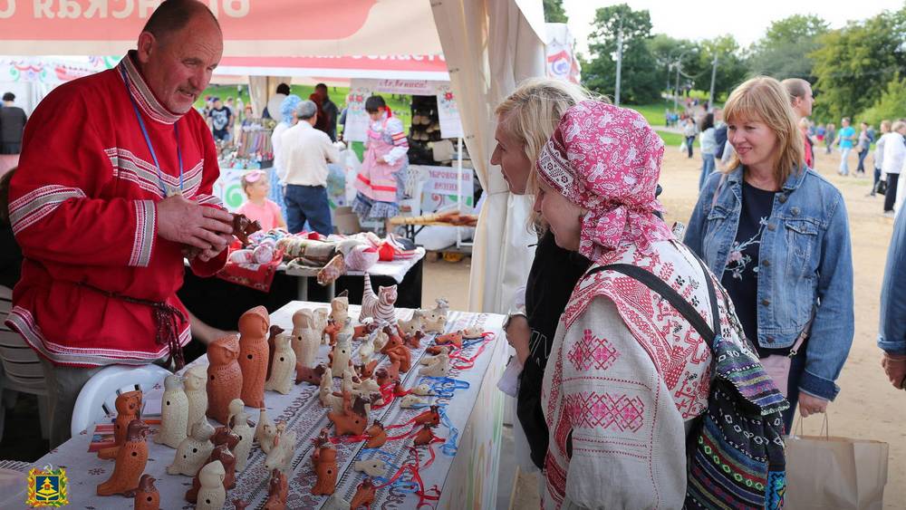 Брянцы примут участие в фестивале славянского искусства «Русское поле»