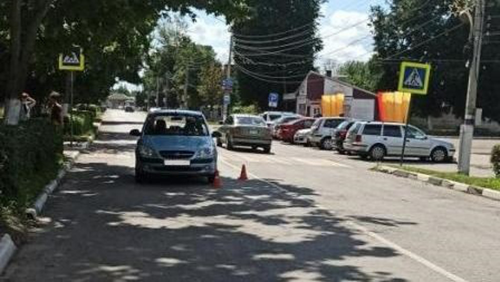 В Унече 40-летняя автомобилистка сбила перебегавшего дорогу 12-летнего мальчика