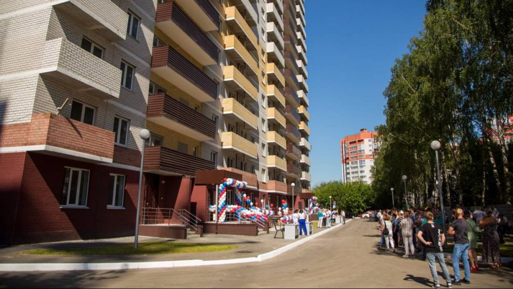 293 брянских дольщика получили долгожданные квартиры