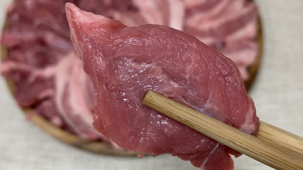 Брянские эксперты обнаружили в продаваемой свинине сальмонеллы