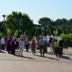 В Брянске возле собора открыли и освятили бюст Александра Невского
