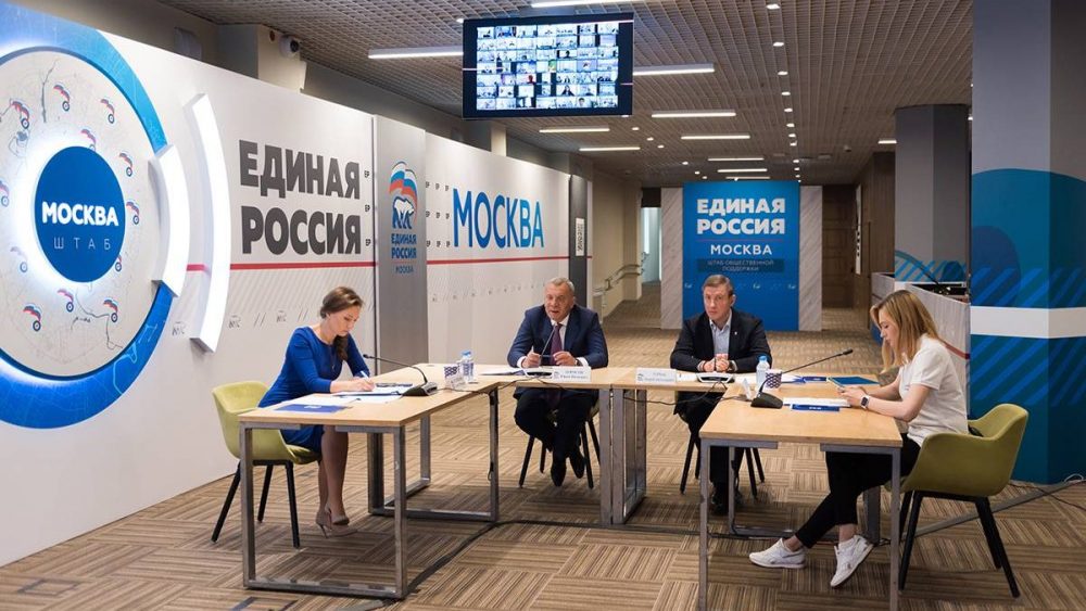 «Единая Россия» учла предложения регионов в программе обновления парка «скорых» и школьных автобусов